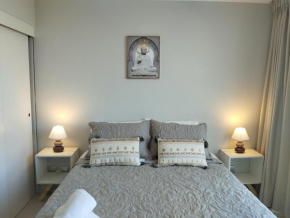 Departamento Estudio 1 cama doble con Estacionamiento